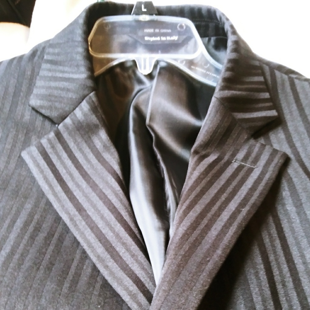 Pacelli Mens Black Pinstriped Jacket